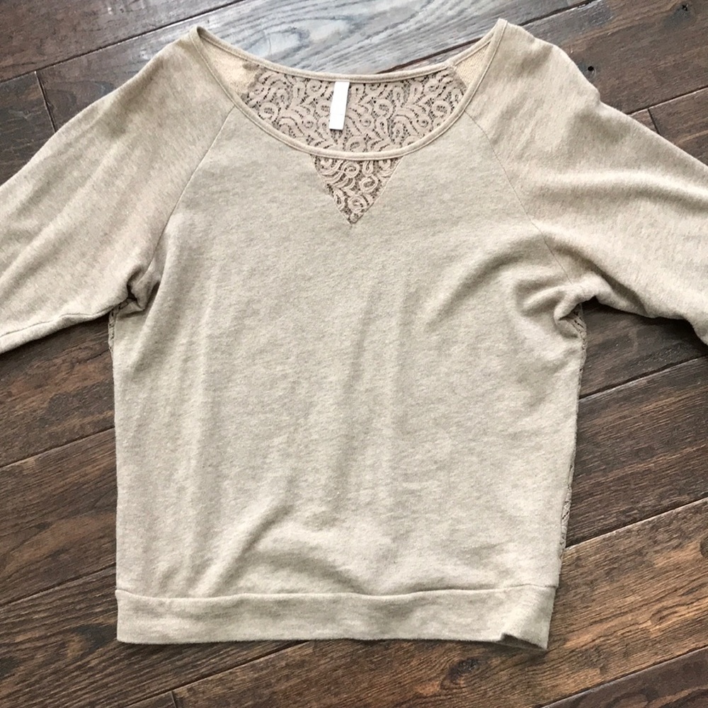 Lace back Xhilaration top size small